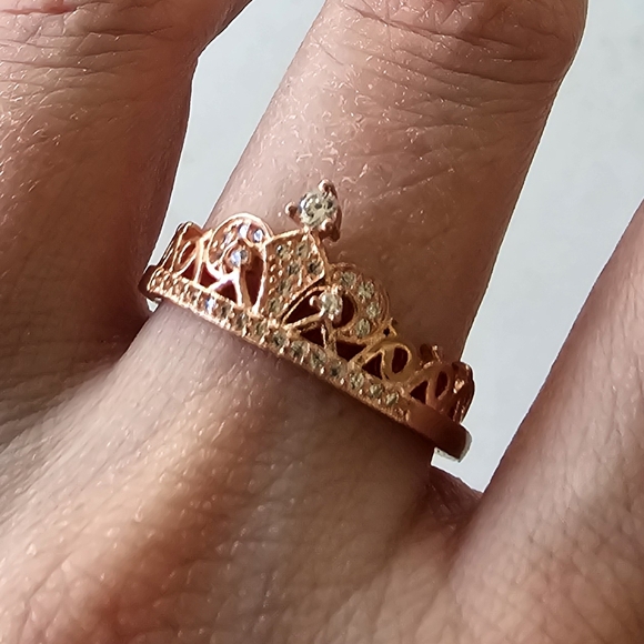 👑 Rose Gold Crown Ring by Charmed Aroma - Picture 4 of 10